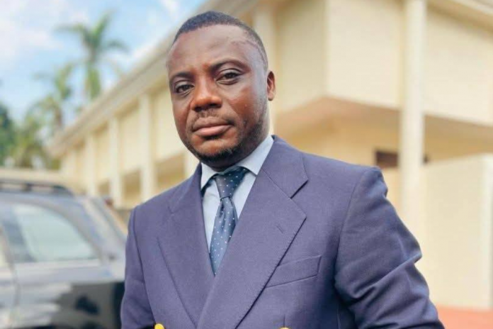 Arnaud Nguefack : l’onde de choc des hommages