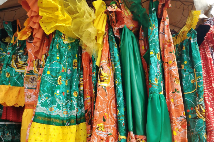 Pagne du 08 mars : les « kabas » cherchent encore leurs acheteuses