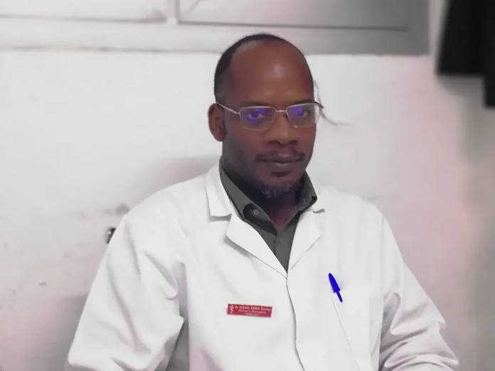 Dr Daniel Wang : « Il vaut mieux faire beaucoup d’examens »