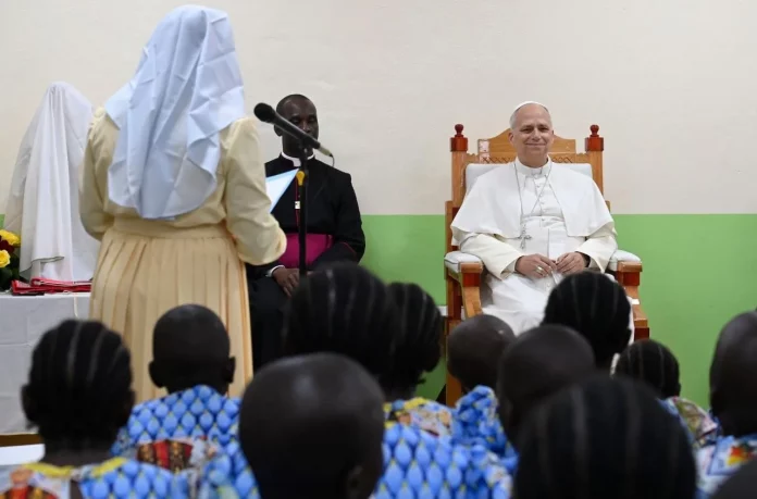 Léon XIV au Cameroun : un message politique fort sur la corruption et les droits humains