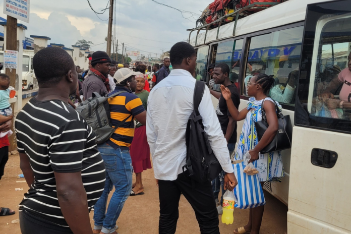 Douala-Limbé : Les voyageurs en colère