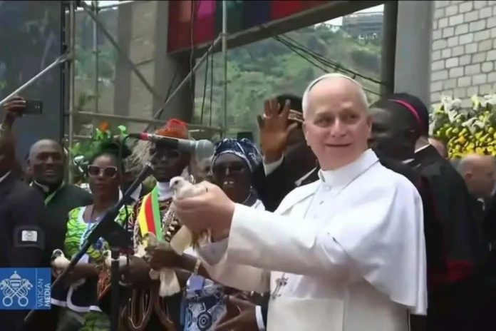 Bamenda : Léon XIV appelle à la paix