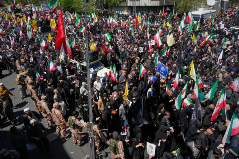 Négociations de paix Iran–États-Unis : Islamabad en attente, le doute plane