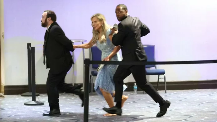 Washington : Un gala de la presse vire au chaos