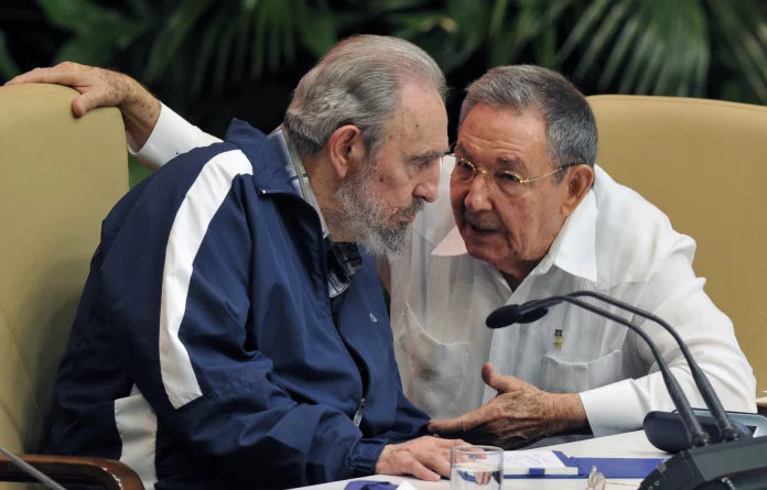 Raul Castro inculpé de meurtre : Washington frappe l’ex-président cubain à 94 ans