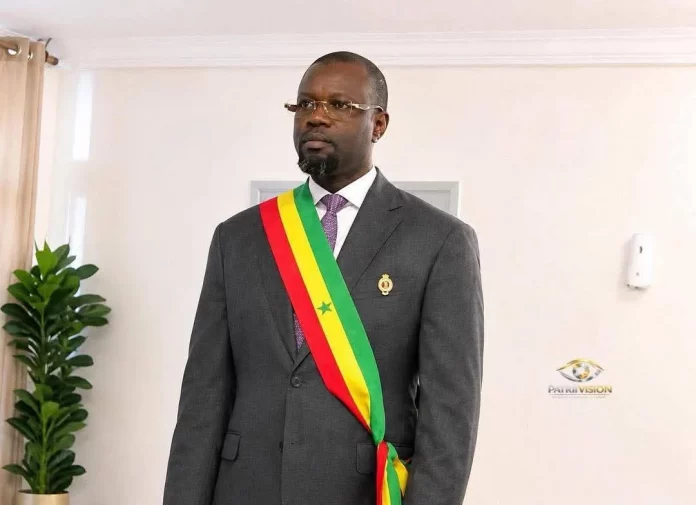 Sénégal: à peine limogé, l’ex-Premier ministre Sonko élu au perchoir de l’Assemblée