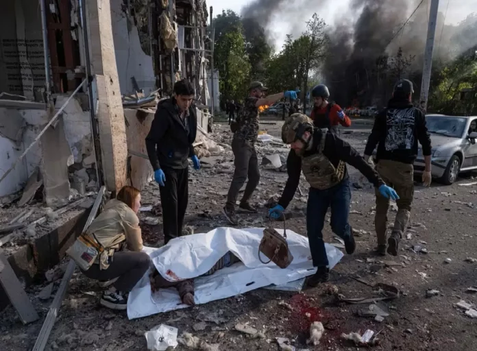 Ukraine: plus de 20 morts dans des frappes russes