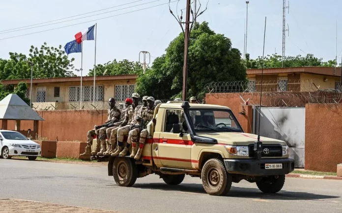 Niger suspend médias français : neuf rédactions visées à la veille d’Africa Forward