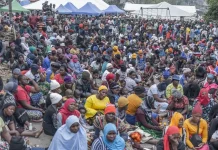 Afrique du Sud : milliers de Malawites entassés espèrent retour Afrique du Sud