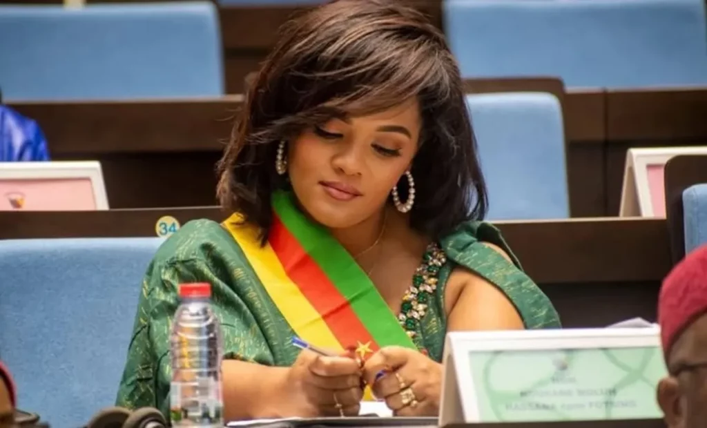 Pcrn l'honorable Nourane Fotsing