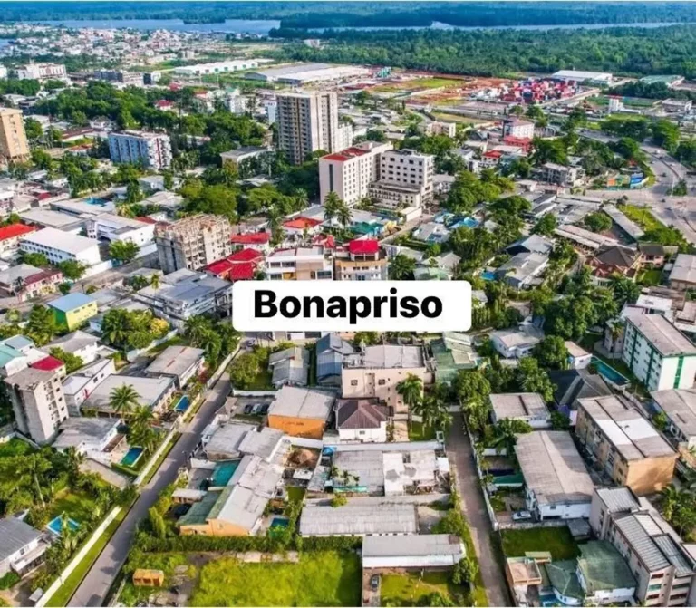 Bonapriso : Grosse bagarre sous les draps