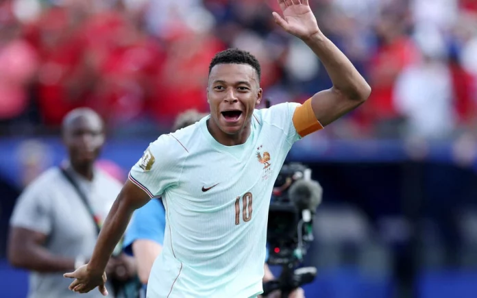 Les Bleus en demi-finales du Mondial-2026 après avoir dominé le Maroc