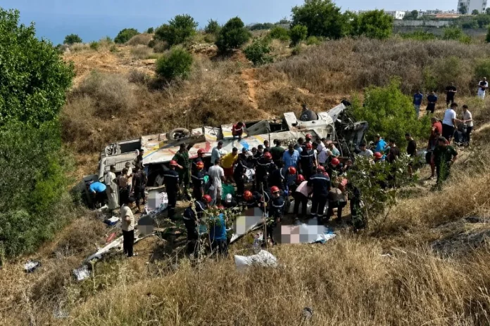 Algérie : Un autocar chute dans un ravin, 25 morts