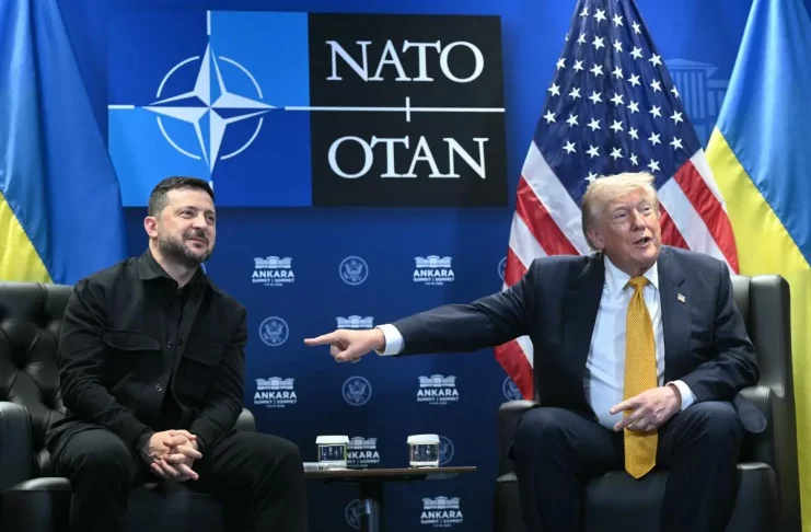 Zelensky attendu par Trump
