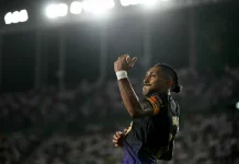 Le Barça écrase Elche 5-0 et lance sa quête d’un troisième titre Raphinha