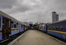 Train urbain de Kinshasa : la ligne relancée après près de quinze ans d’arrêt Train urbain de Kinshasa