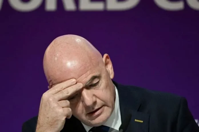 FIFA : l’UEFA veut pousser Gianni Infantino vers la sortie