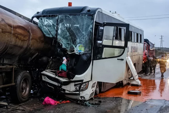 Ndikiniméki : Un grave accident fait plusieurs morts et blessés