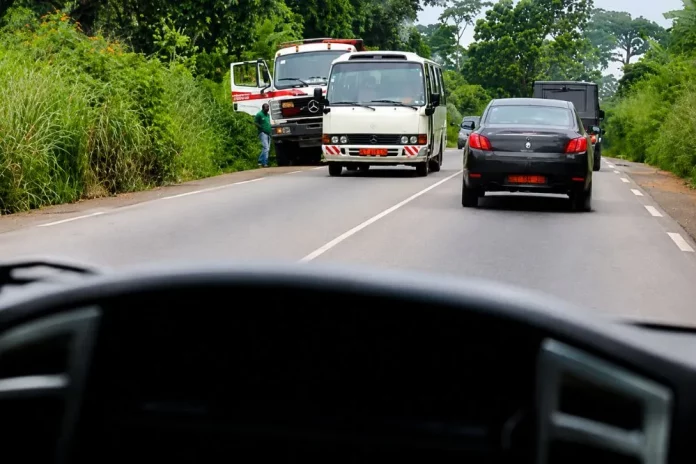 Sécurité routière : Véhicules mal stationnés, danger de mort