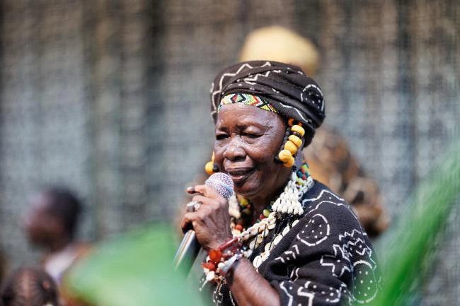 Le rossignol du Bélédougou : Mariam Bagayoko célébrée à 88 ans
