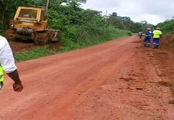 Route Ebolowa-Akom II-Kribi : Les emprises doivent être libérées
