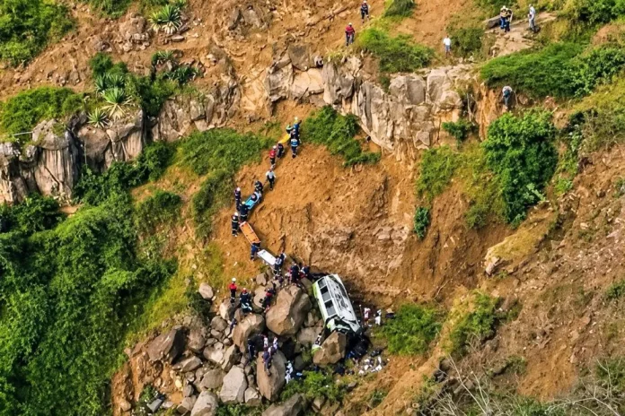 Cap-Vert : Au moins 25 morts dans un accident de bus