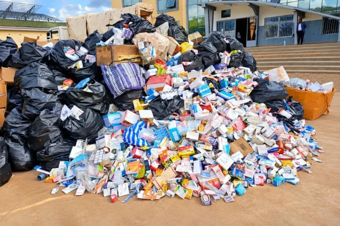 Yaoundé : Des milliers de cartons de médicaments illicites saisis