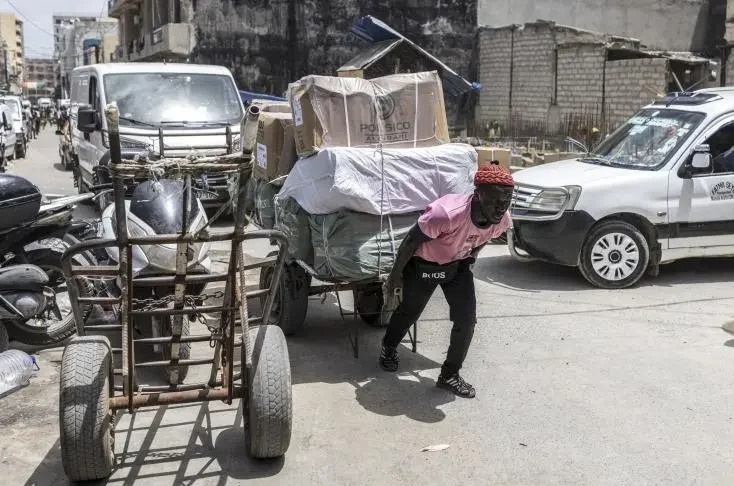 Afrique l'informel et survie