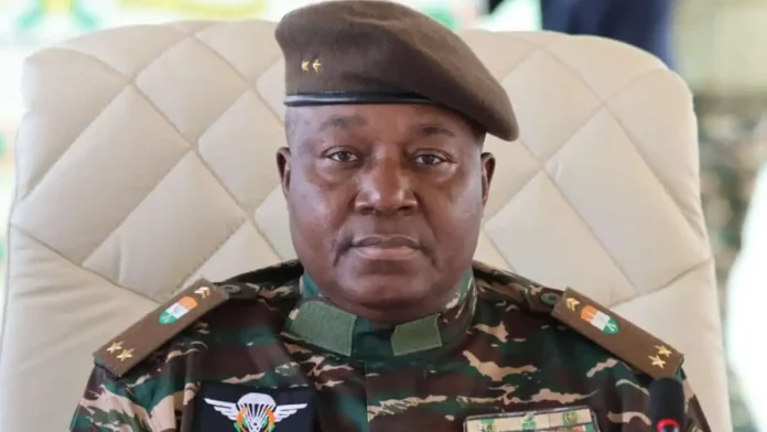 Niger : Niamey crie à l’« ingratitude » après l’expulsion de deux agents par la France